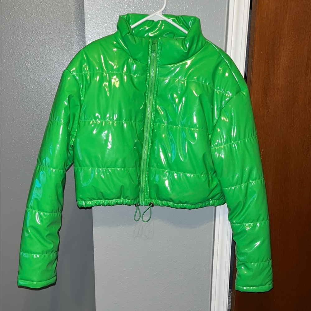 Vibrant Green Ladies Puffer Jacket
